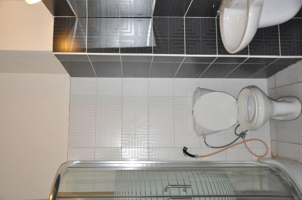 New Park Hotel Amman Eksteriør billede
